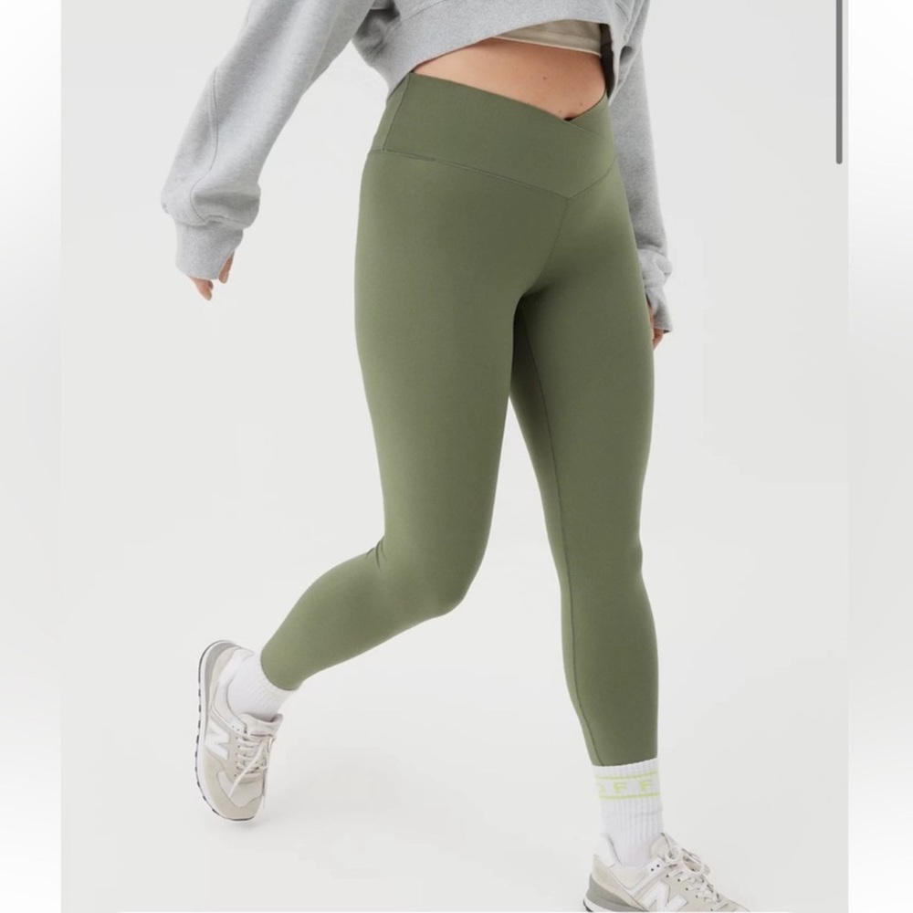 Aerie Real Me High Rise Crossover Leggings Sage Green 7/8 Length Size S